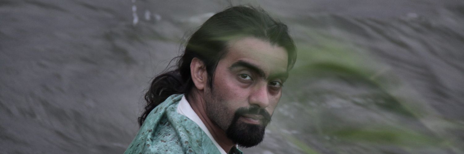 isashokri's profile banner image