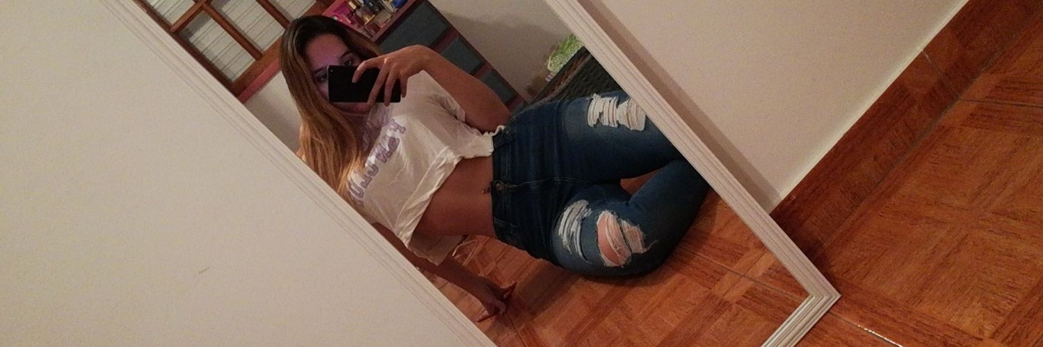 camilabacci's profile banner image