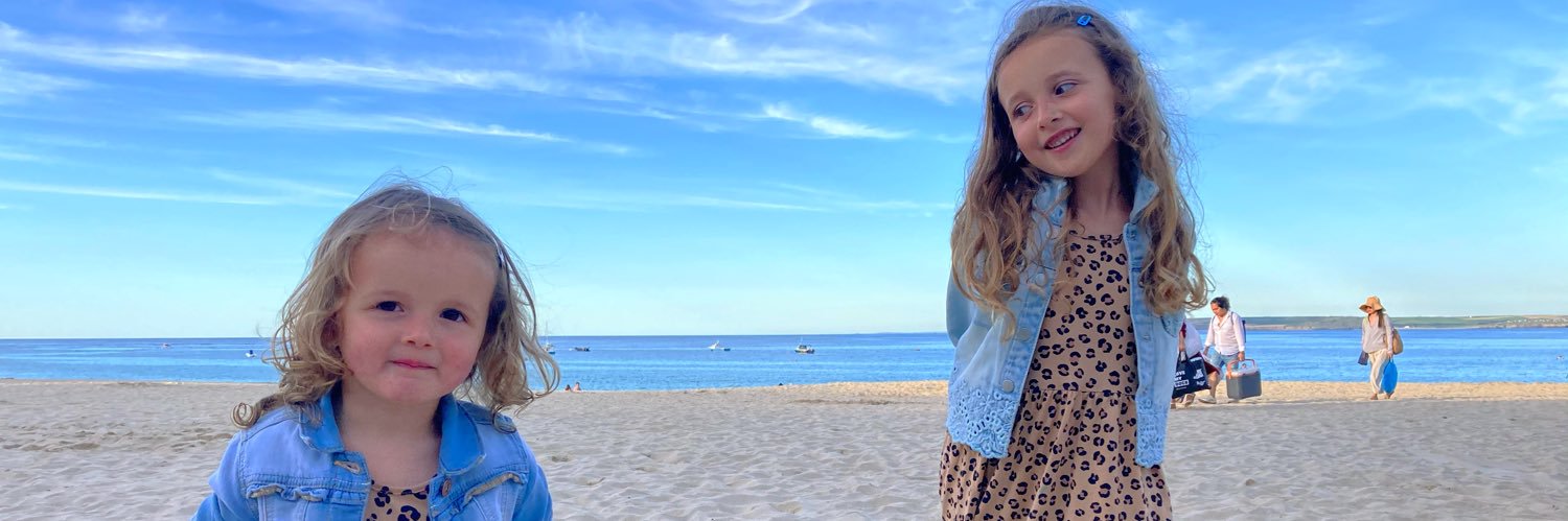rachaaay_x's profile banner image