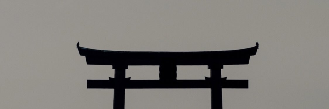 qvuch's profile banner image