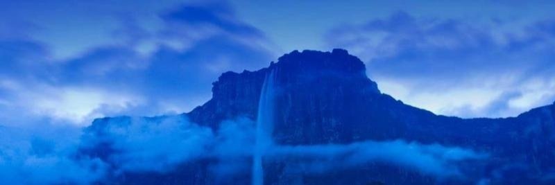 yomiuk's profile banner image