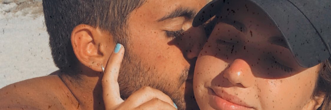 LaraRodriggez's profile banner image