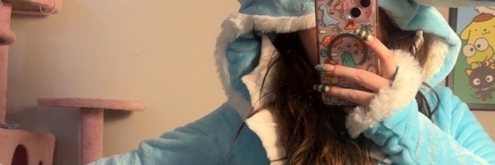 emmzy322's profile banner image