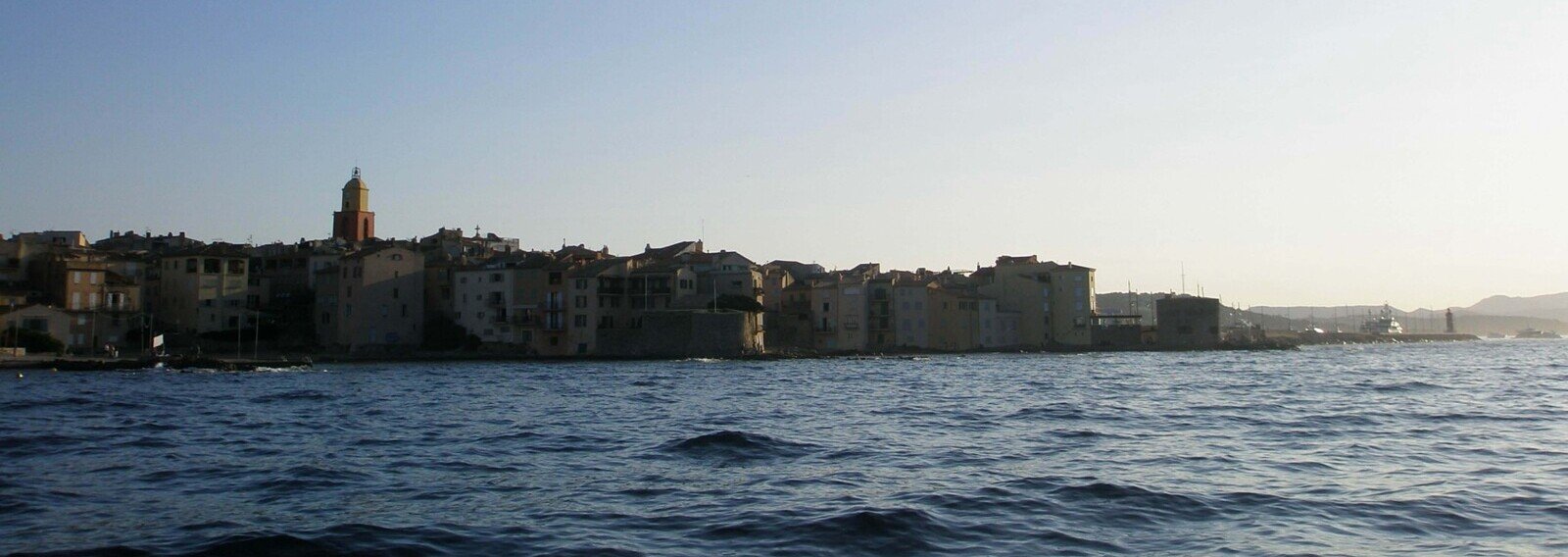 alvinarya04's profile banner image