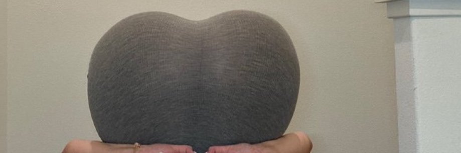 annalvuj's profile banner image