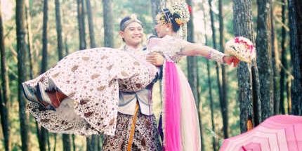 ratna_sdewi's profile banner image