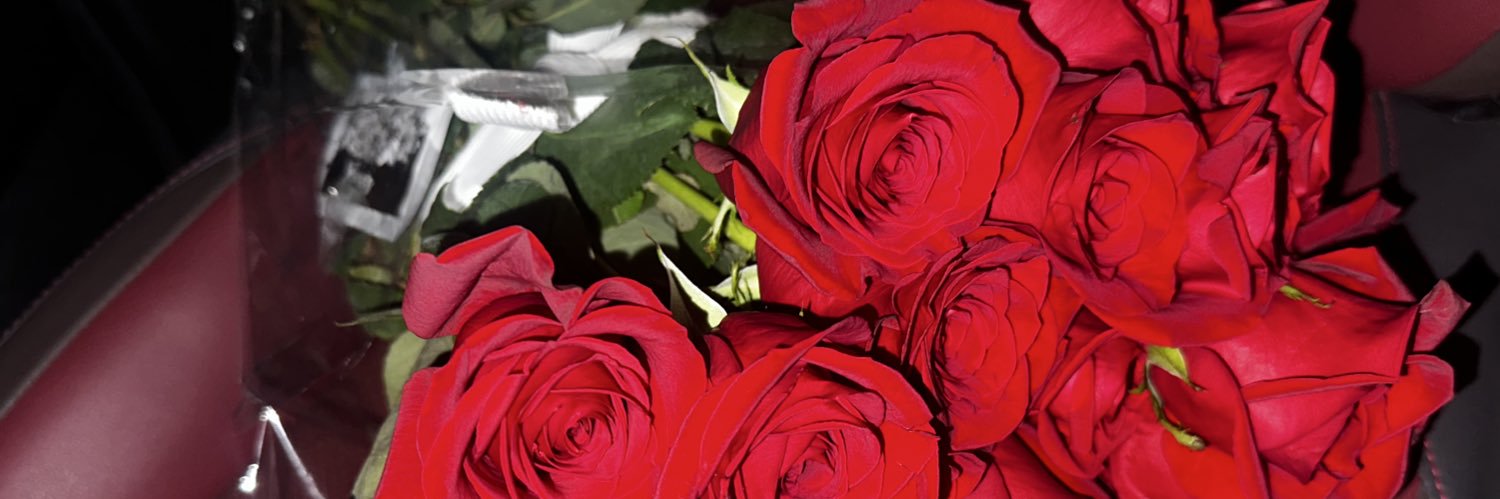 pipernicole__'s profile banner image