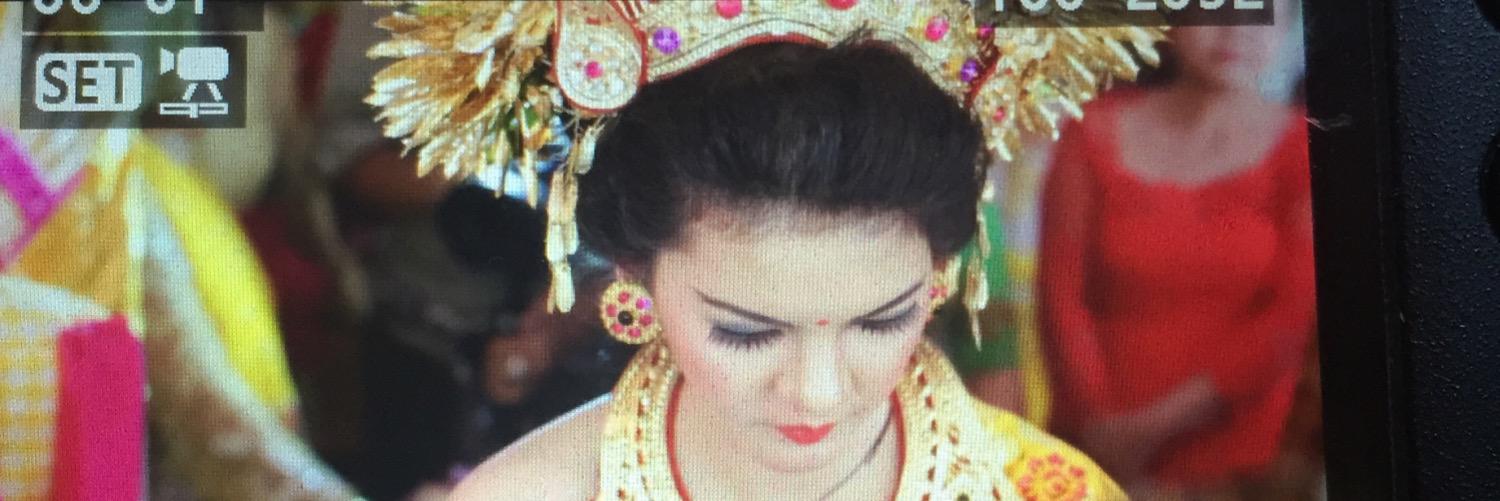 gekmayaa's profile banner image