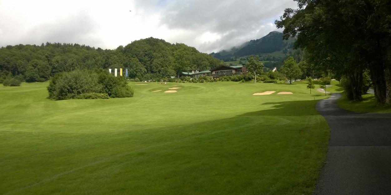As Roma Golf banner