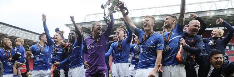 donnaebuckley's profile banner image