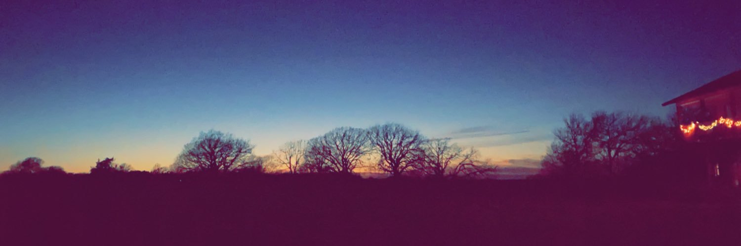 clilly2415's profile banner image