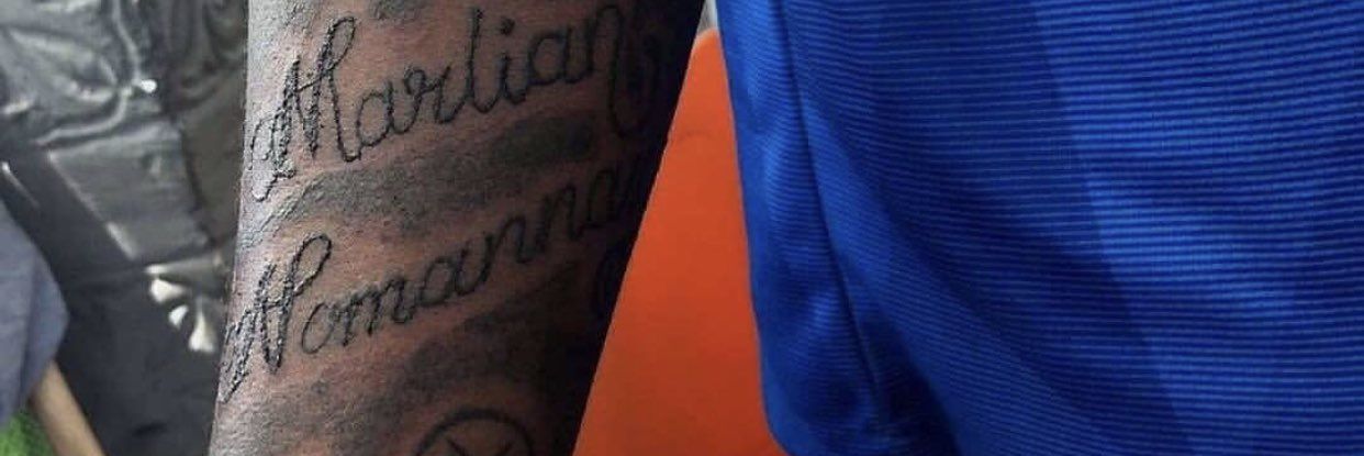 omolomo23's profile banner image