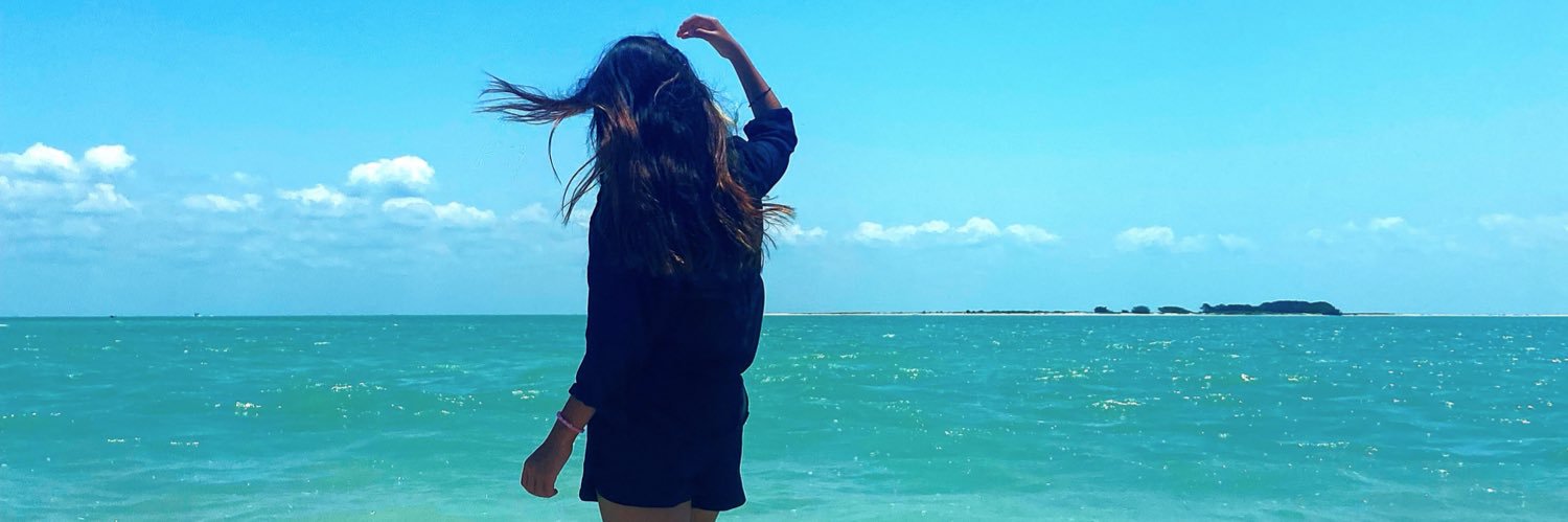 angyreyes7's profile banner image