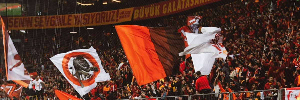 Lunesmann's profile banner image