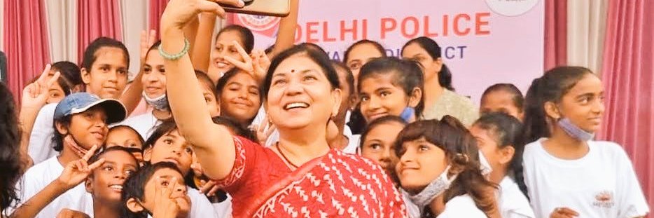 R_HLata's profile banner image