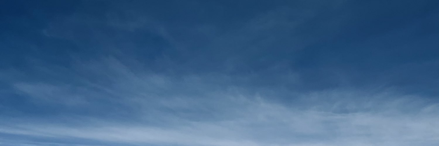 putrisuanda's profile banner image