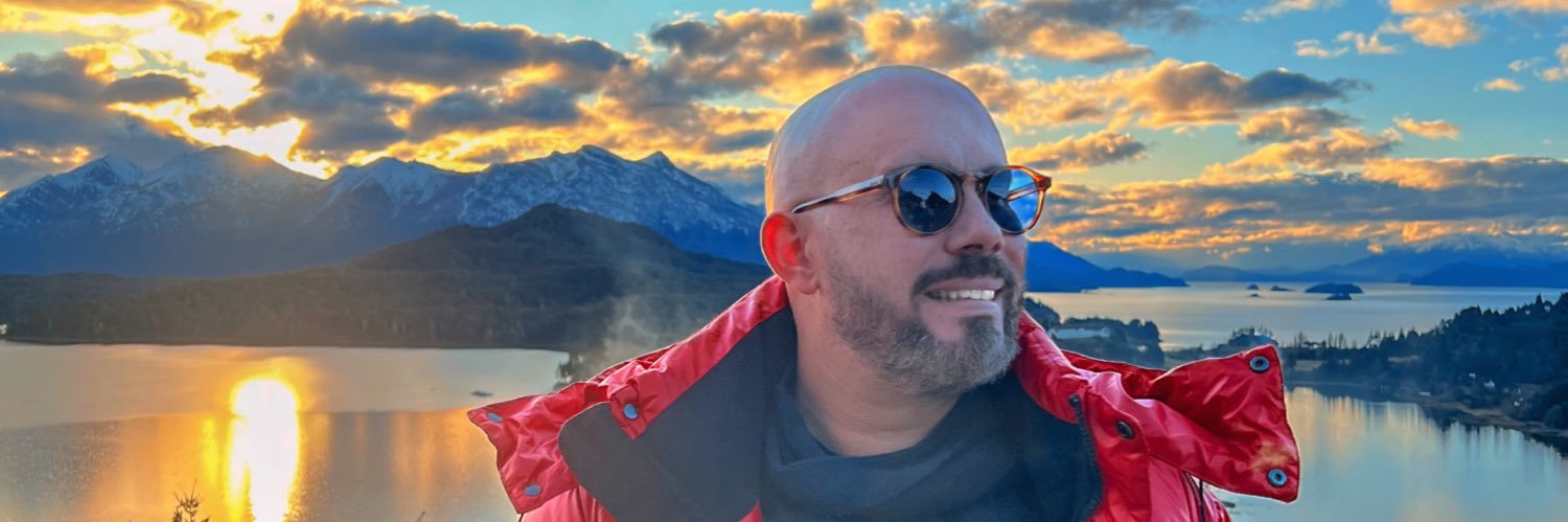 udomendes's profile banner image