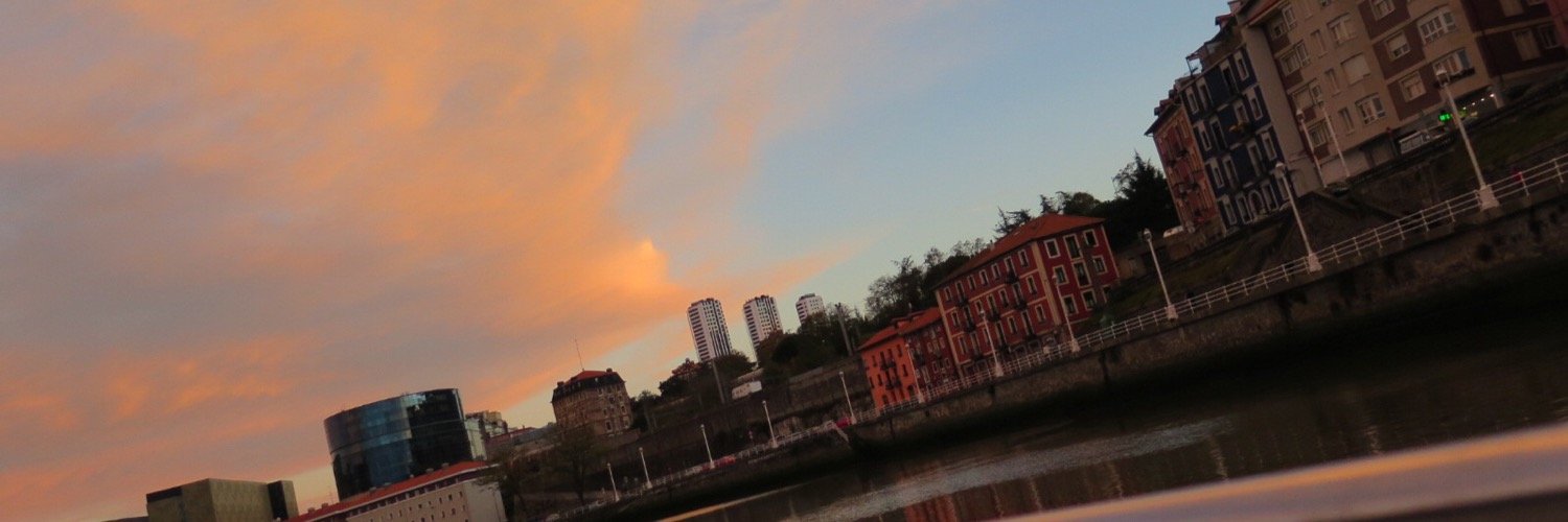 さとみ banner