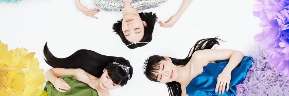 swee_prfm2011's profile banner image