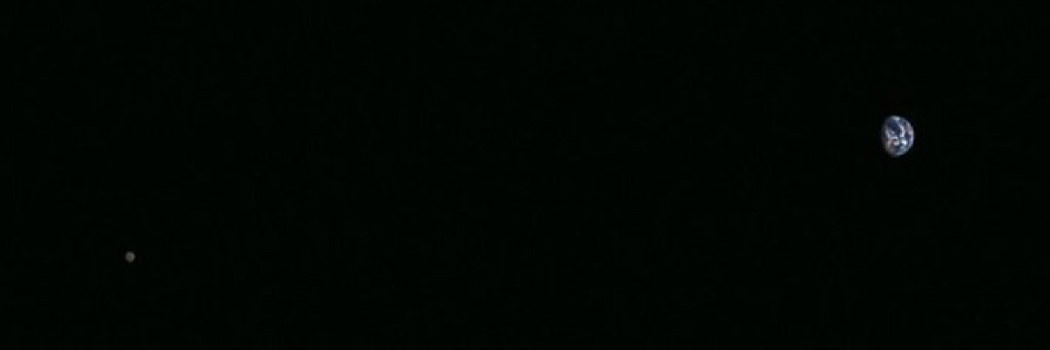 efliv's profile banner image