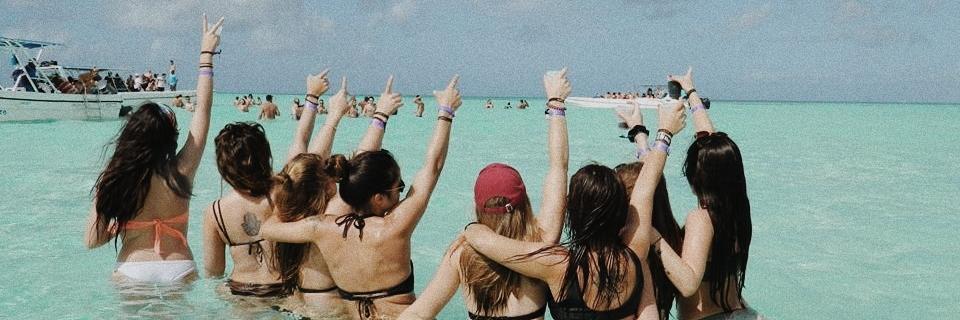 AlbaaGomez_30's profile banner image