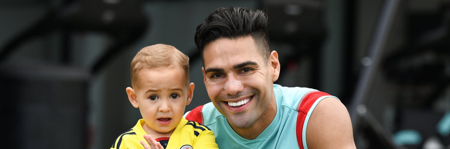 Número 9 🎩 banner