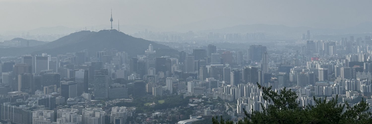 Youkyung Lee (李柳暻) banner