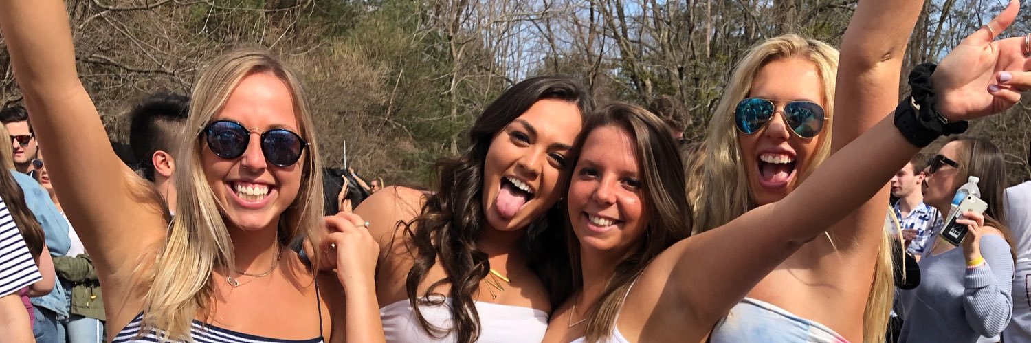 Lindsay_Sampson's profile banner image