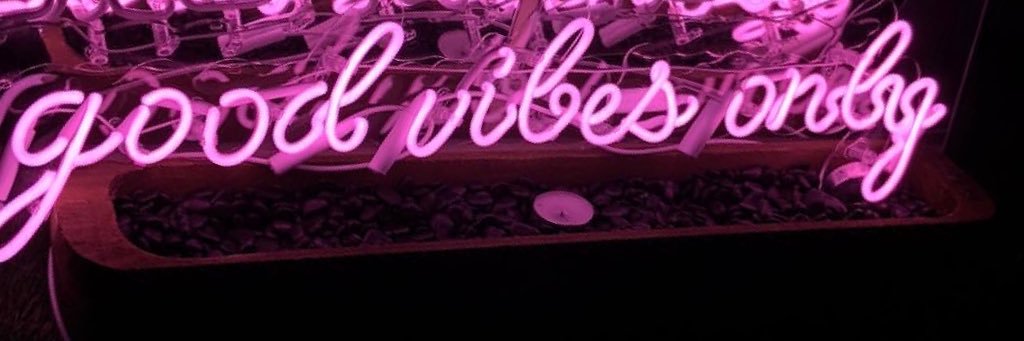 vickiisababe's profile banner image