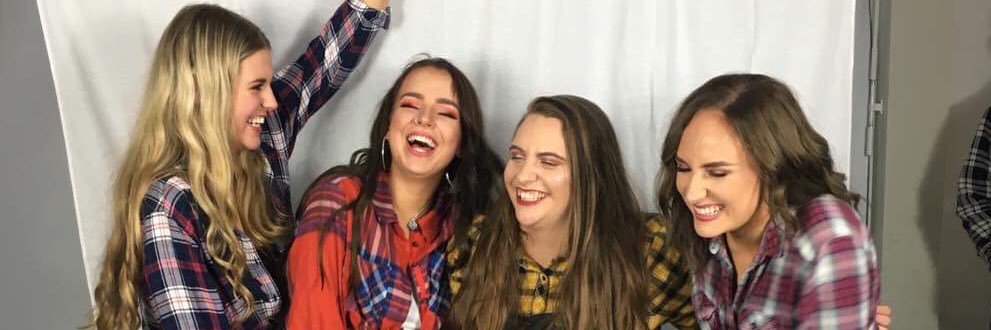 lilllianbennett's profile banner image