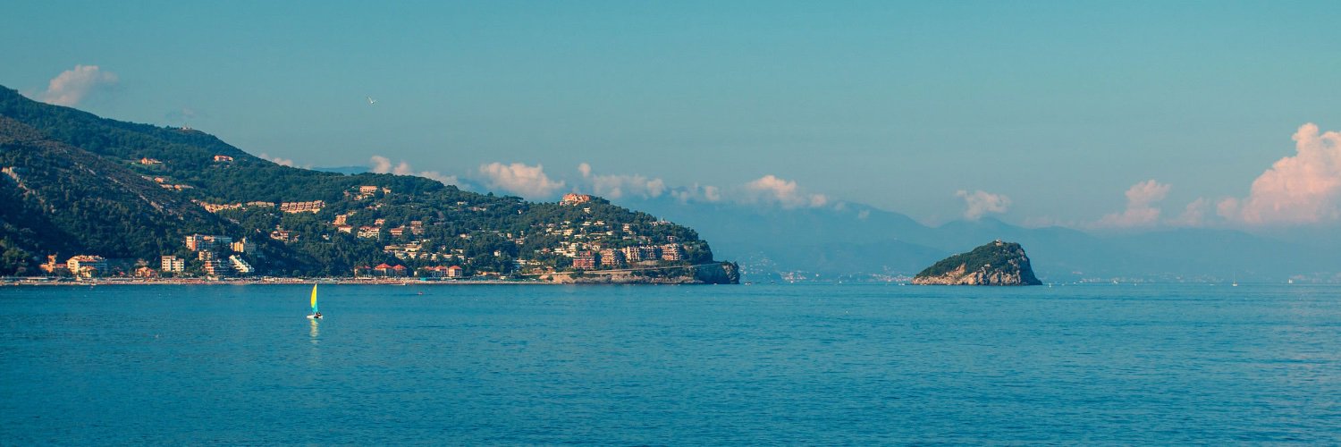 visitriviera's profile banner image