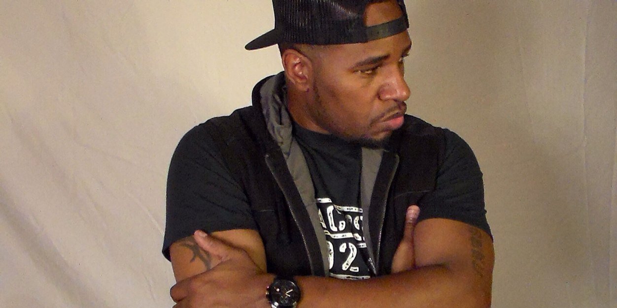 therealbstatus's profile banner image