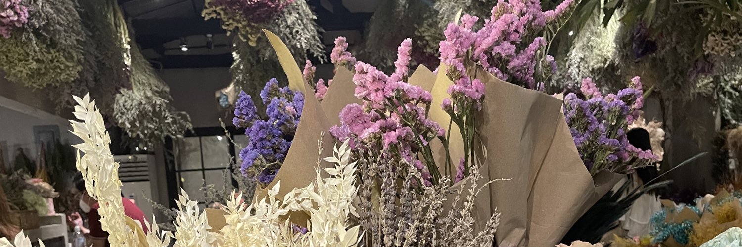 cheenychins's profile banner image
