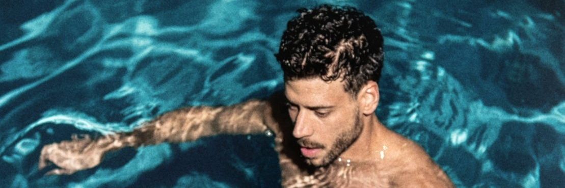 simoncois's profile banner image