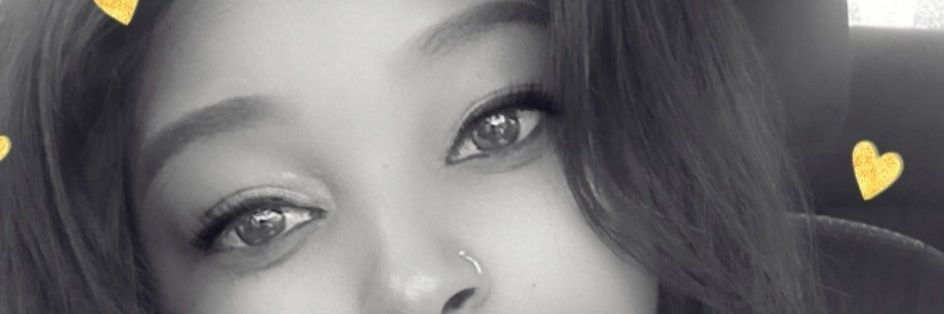 Eliz_Berry's profile banner image