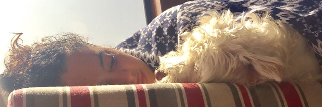 MacarenaJJ's profile banner image