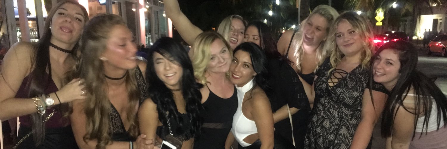 Bri_renda's profile banner image