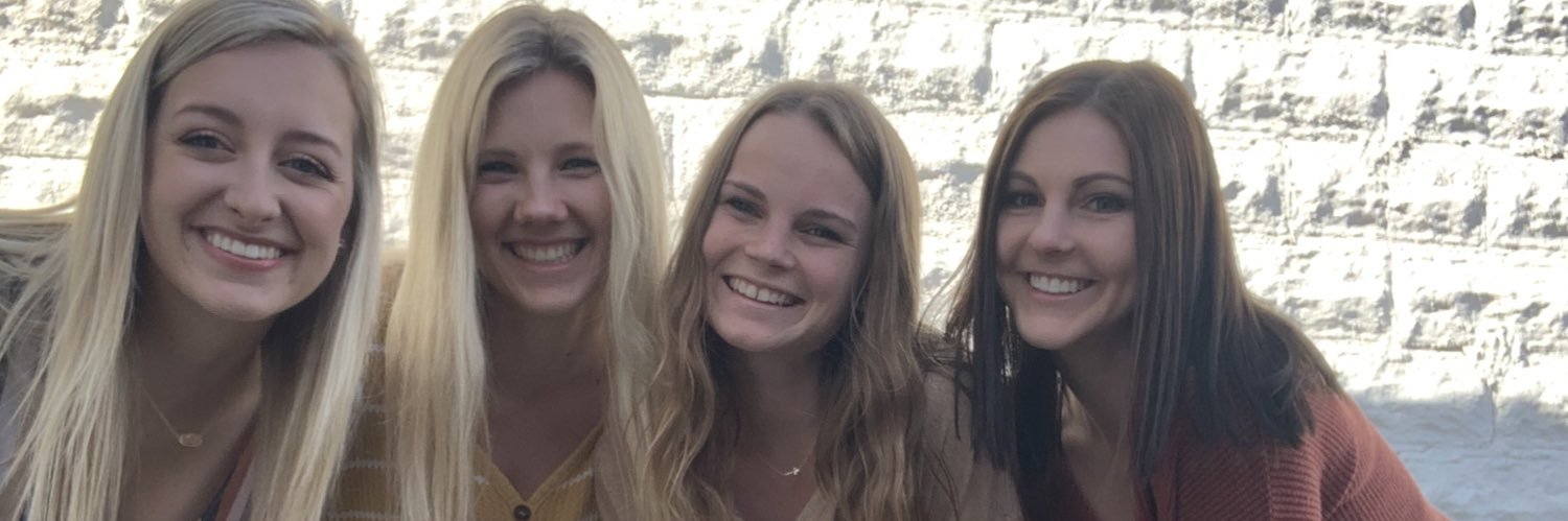 hannah_ott's profile banner image