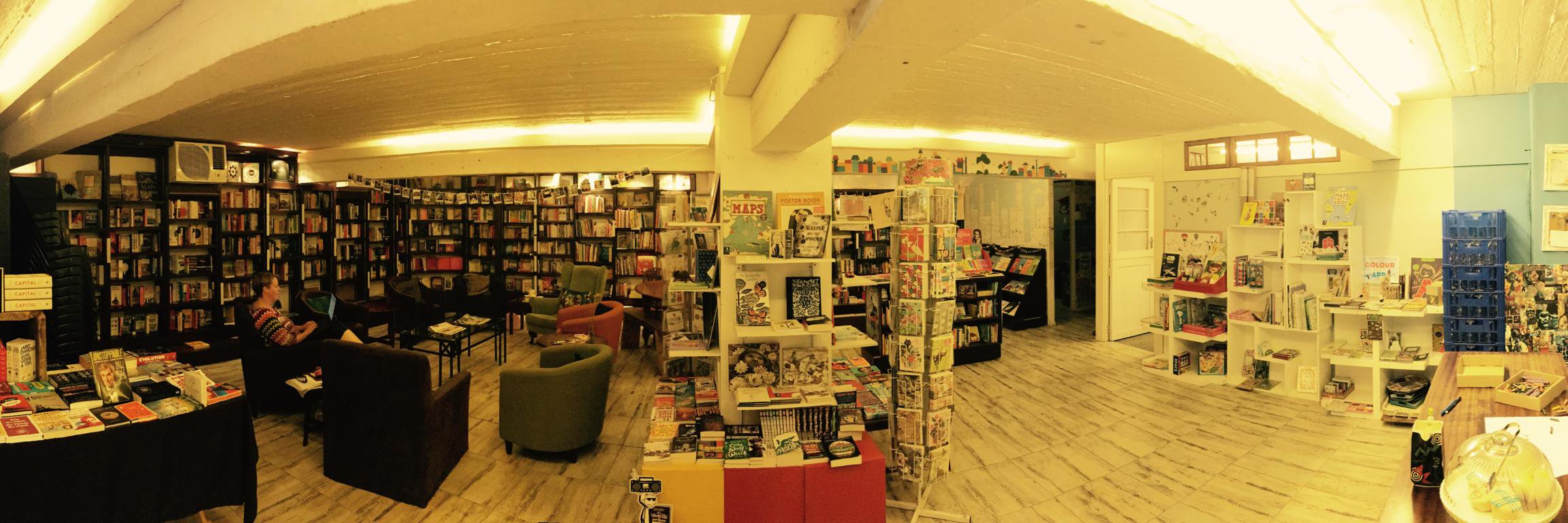 book_lounge's profile banner image