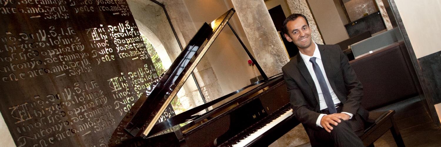 Oscar Pascasio banner