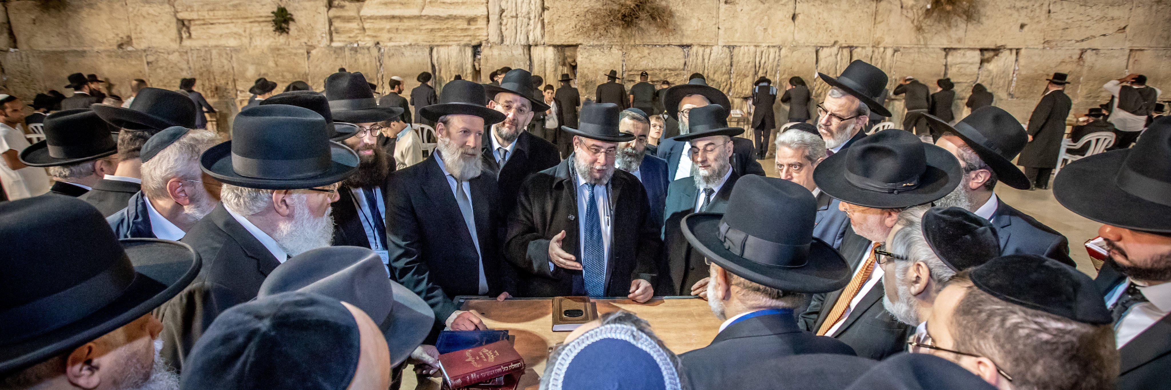 Conference of European Rabbis's banner