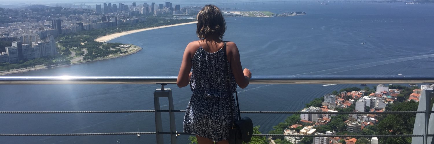 mandimeello's profile banner image