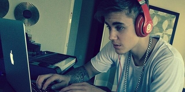 BiebersAlex's profile banner image