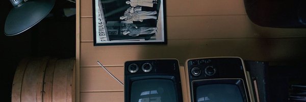 ijenni Profile Banner