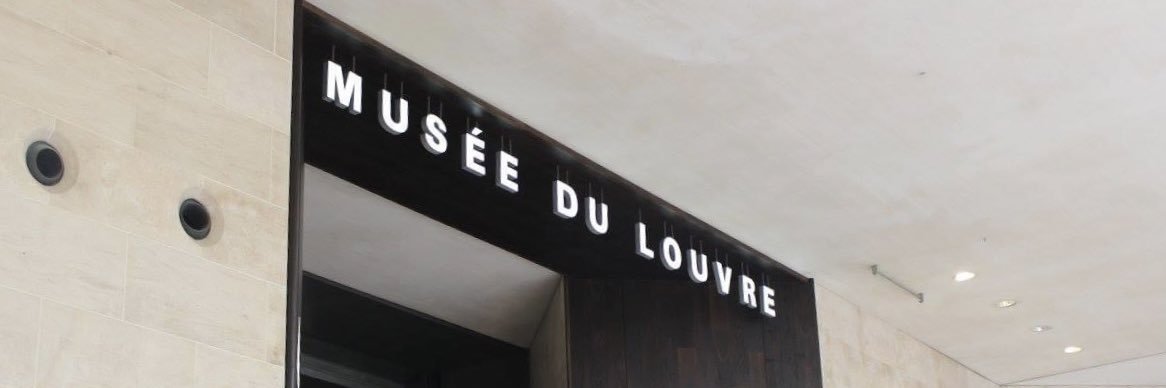 Louvret banner
