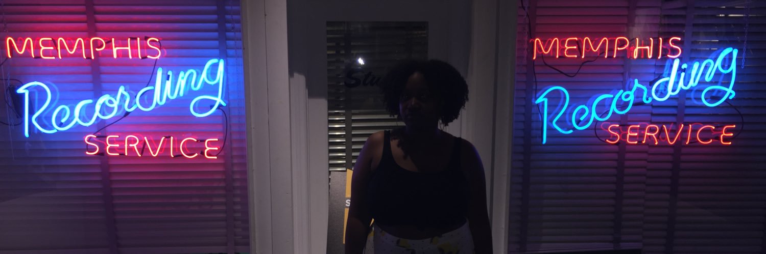 EllenFreeman92's profile banner image