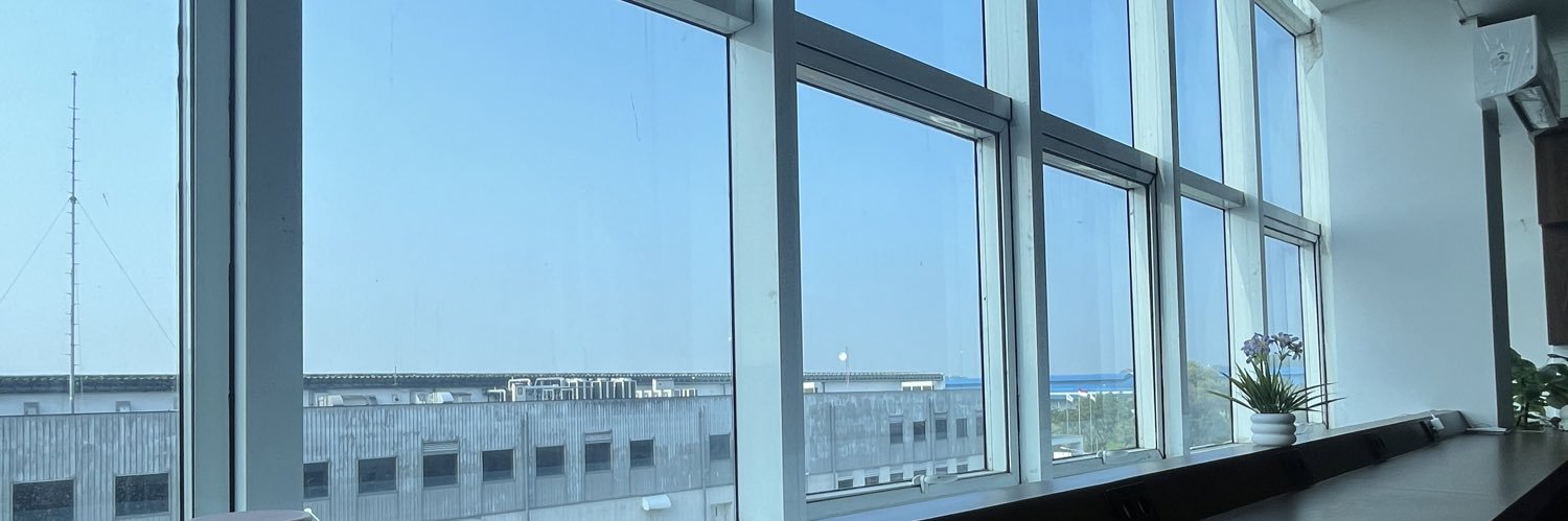 rvragstn's profile banner image