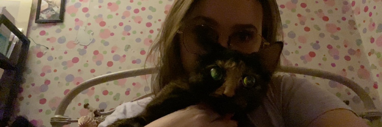 MariannouP's profile banner image