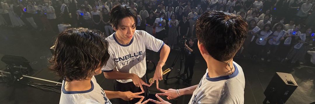 mejinee_'s profile banner image