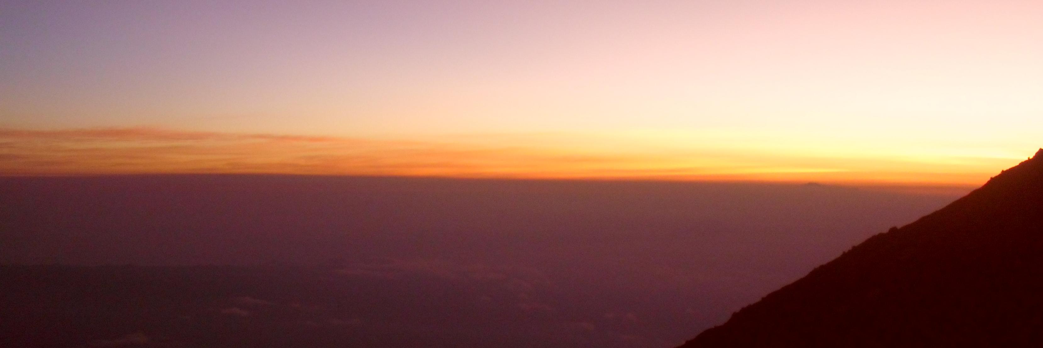 AtinLelyaS's profile banner image